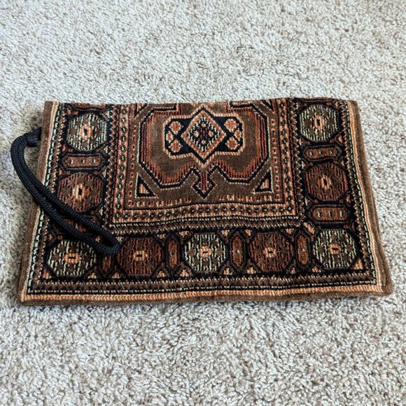 Vintage Handbags - Vintage Clutch Womens Brown Tapestry Southwestern Brushed Fabric Satin Lined